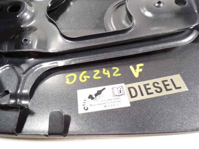 Do koszyka Klapka wlewu paliwa Dacia Duster  HS