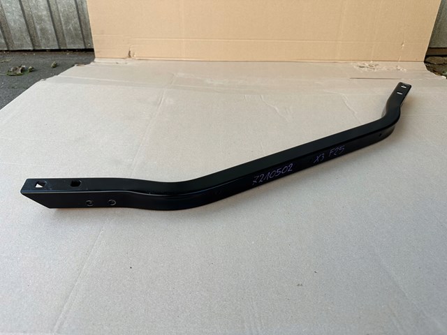 Wspornik osłony chłodnicy górny BMW 7210502