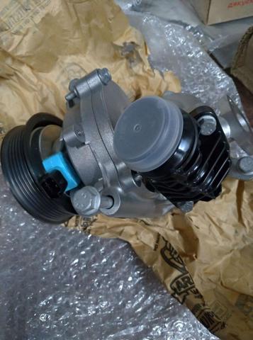 Pompa chłodząca wodna Opel 1334244