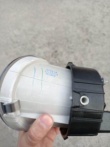 Lampa przeciwmgielna prawa 196093001N TYC