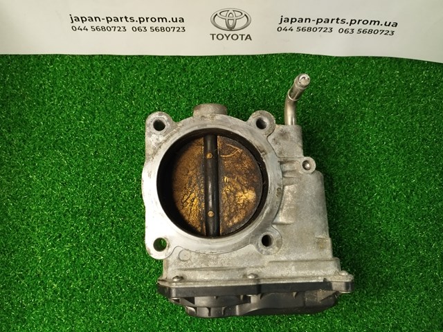 Przepustnica, komplet Lexus GS sedana (S19) (2005 - 2011) cena, od 42,37 USD