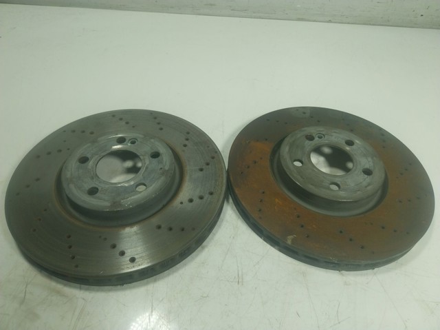 Tarcza hamulcowa przednia Mercedes A2474212012