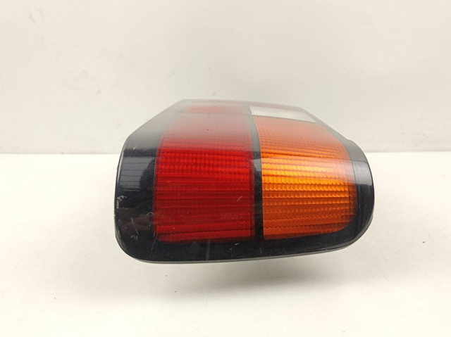 Lampa zespolona tylna prawa do Volvo 460 L 464