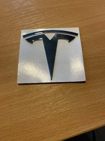 Do koszyka Emblemat na klapę bagaznika (znaczek firmowy) Tesla Model 3  5YJ3