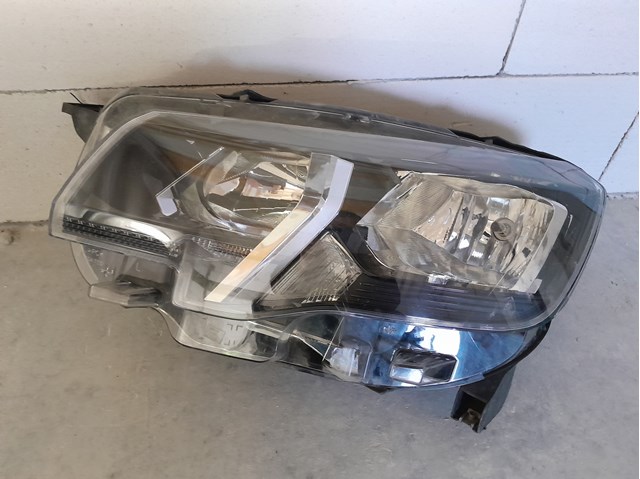 Reflektor lewy Peugeot/Citroen 9816826980 cena, od 262,60 USD