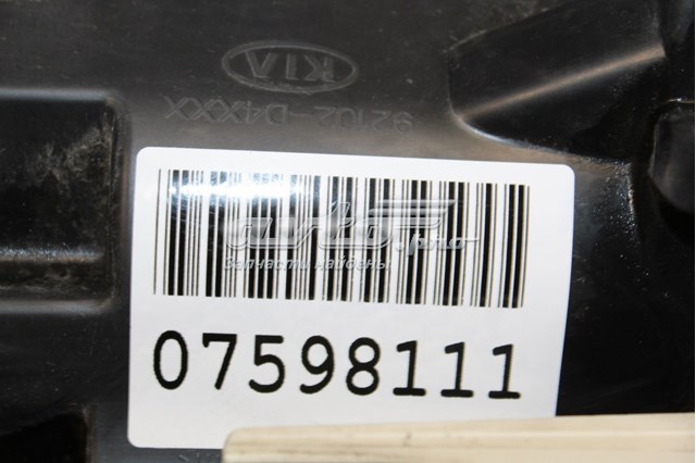 Reflektor prawy 92102D4070 Hyundai/Kia
