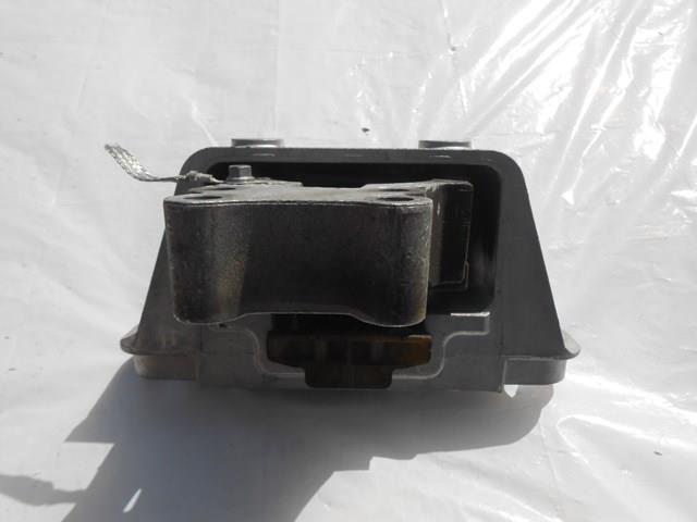  Poduszka (podpora) silnika prawa Volvo XC40 