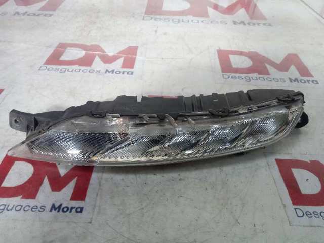 Reflektor do jazdy dziennej lewy 9676036380 Peugeot/Citroen