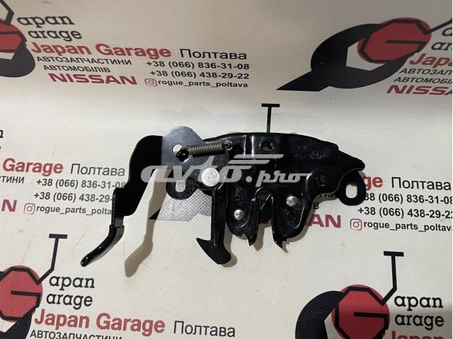 Zamek maski Nissan Qashqai I