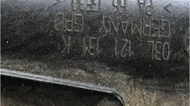 Kołnierz układu chłodzenia (trójnik) 03L121131K VAG