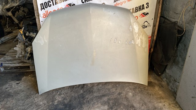 Maska silnika 93183981 General Motors