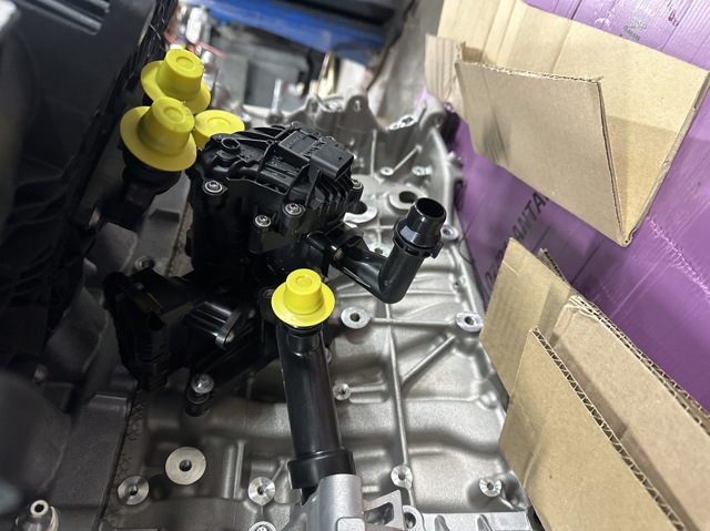 Obudowa termostatu 11538642559 BMW