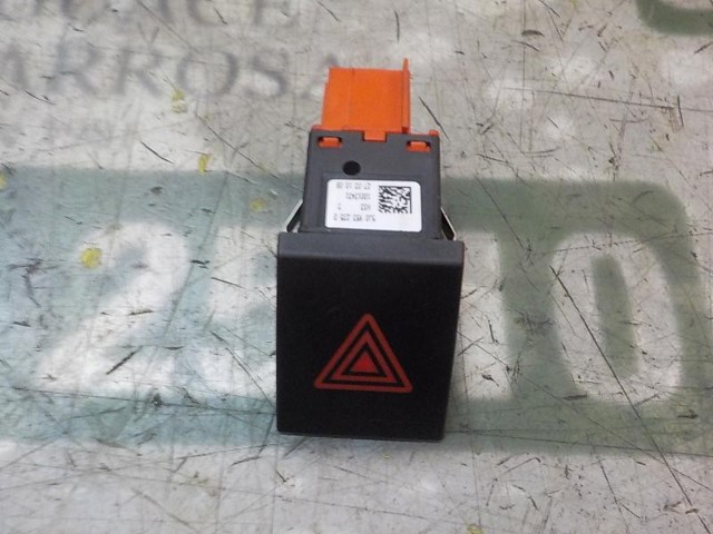 Przycisk włączania światła awaryjnego do Skoda Roomster  5J7