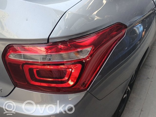 Lampa zespolona tylna prawa Peugeot/Citroen 9818810280 cena, od 175,36 USD