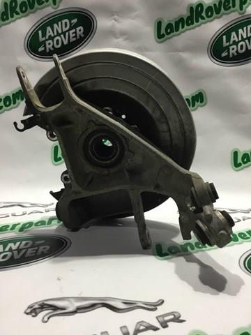 Czop (zwortnica) tylny lewy LR043594 Land Rover