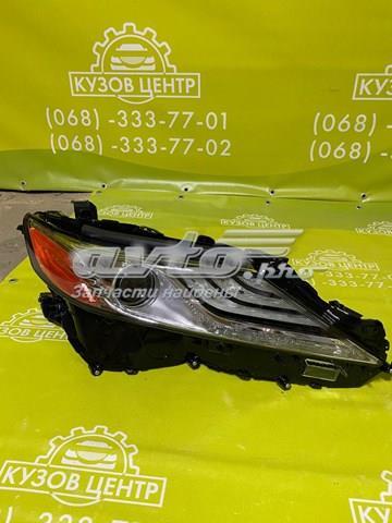 Do koszyka Reflektor prawy Toyota Camry  V70
