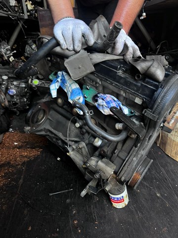 Silnik w komplecie do Chevrolet Tacuma  KLAU