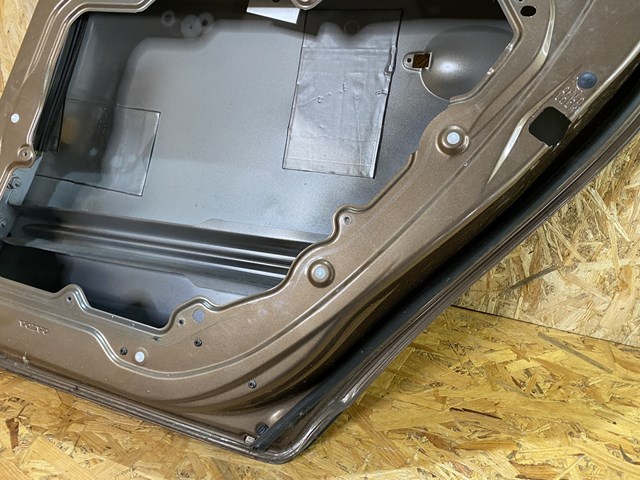 Do koszyka Drzwi tylne prawe Volvo XC60 I 156