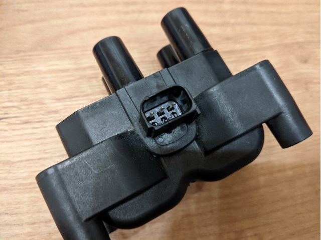 Do koszyka 4M5G12029ZB Ford Cewka zapłonowa