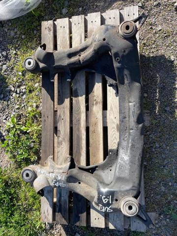 Do koszyka Korpus osi przedniej Audi A4 Avant B8 8K5