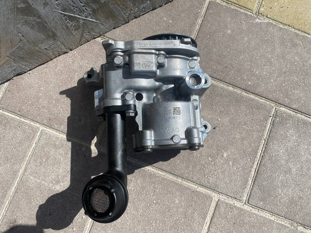 Pompa oleju VAG 04L145208T