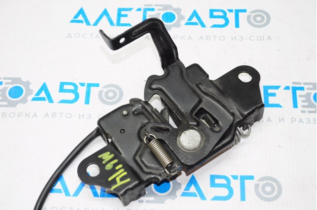 GHP956620B Mazda Zamek maski