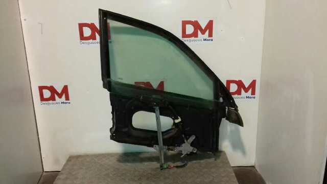 Mechanizm podnoszenia szyby drzwi przednich prawych 4A0837398A VAG