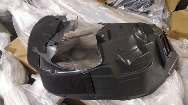 Nadkole błotnika przedniego prawe Chrysler 68254968AA cena, od 47,43 USD