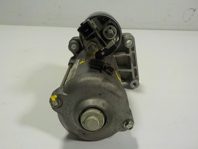 Rozrusznik Opel 9825233080