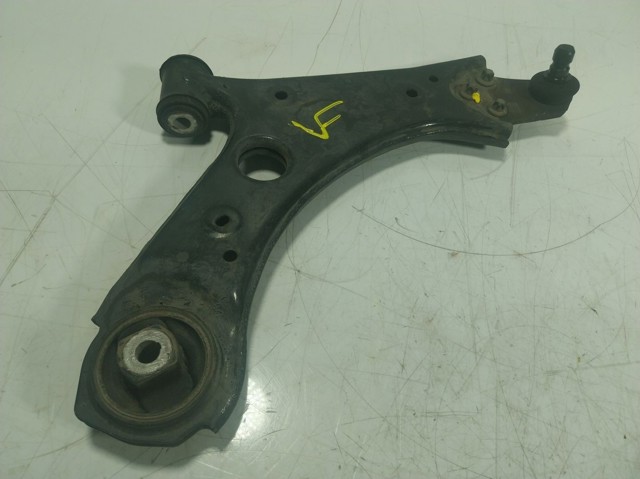 Wahacz zawieszenia przedniego dolny prawy 52082897 Fiat/Alfa/Lancia