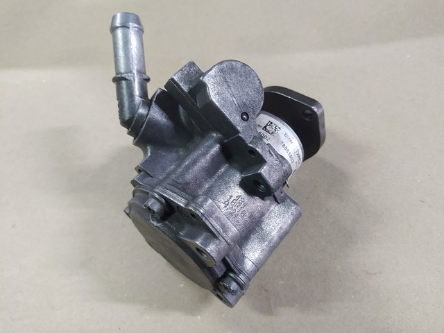 Do koszyka 678045902 BMW Pompa wspomagania hydraulicznego kierownicy