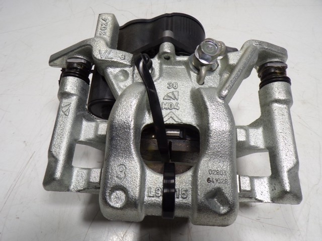 Zacisk hamulcowy tylny prawy Toyota Yaris CROSS SUV (MXP) (2020 - 2026) cena, od 169,36 USD