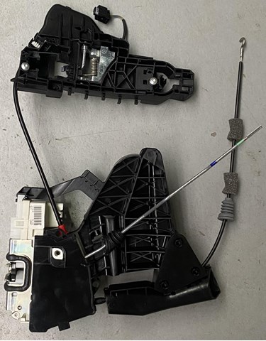 Zamek drzwi tylnych prawych Mercedes GL SUV (X164) (2006 - 2012) cena, od 376,92 USD