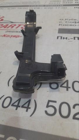 Kierunkowskaz lusterka lewy Mazda KB7W69182