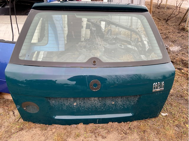 Do koszyka Drzwi tylne (bagażnika 3/5) Skoda Fabia I 6Y2