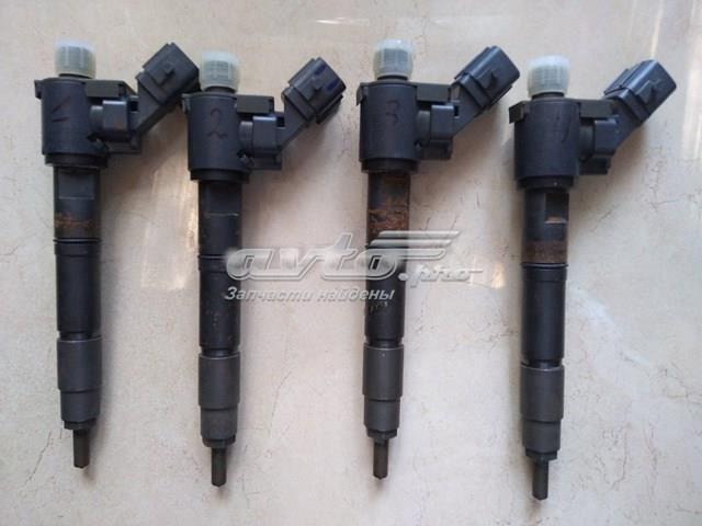 Wtryskiwacz paliwa 36010090 Volvo