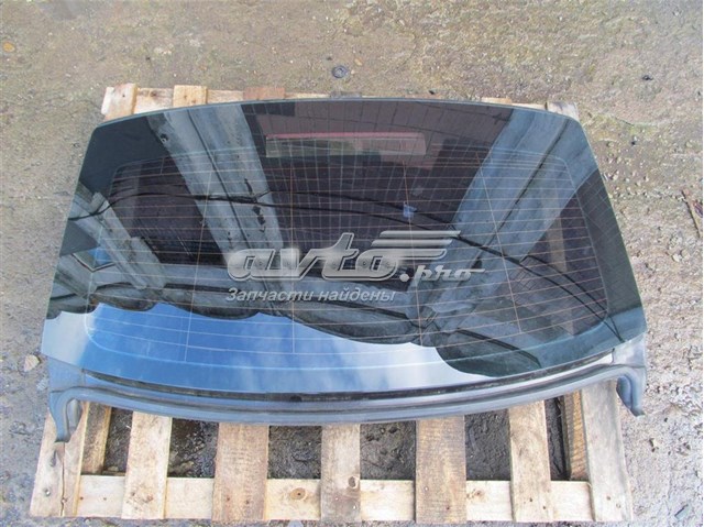 Szyba tylna do Skoda SuperB II 3T4