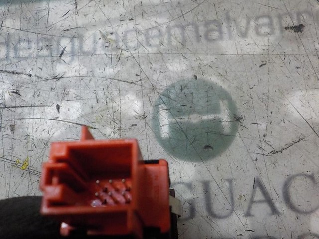  Przycisk włączania światła awaryjnego Skoda Roomster 