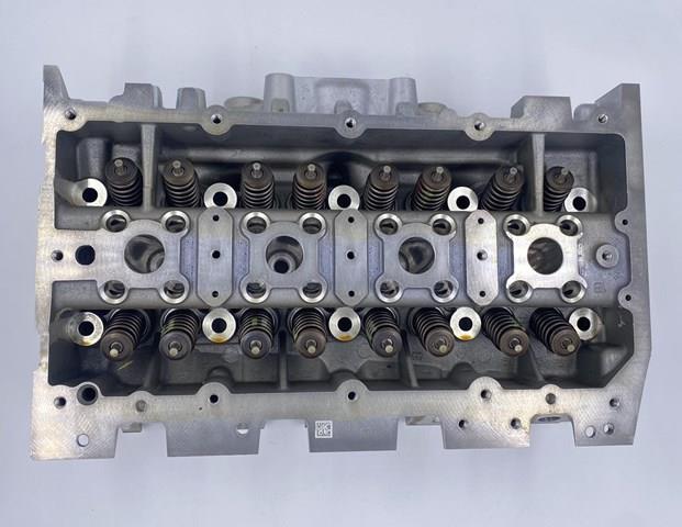 Głowica cylindrów 04E103065P VAG