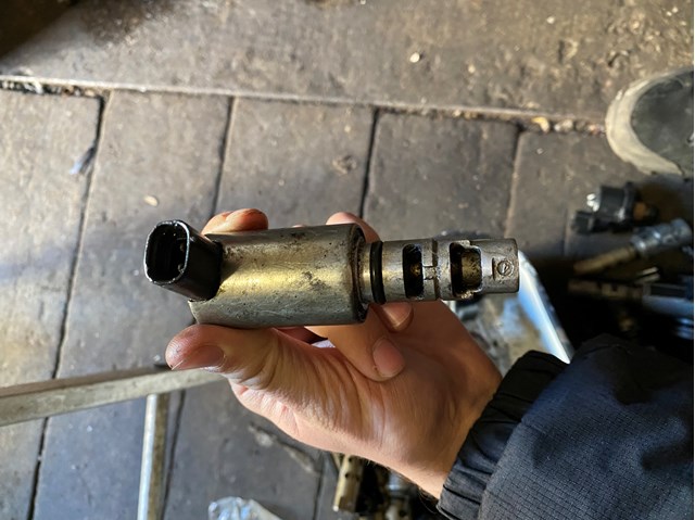 Zawór elektromagnetyczny faz rozrządu Hotaru HVTC0405