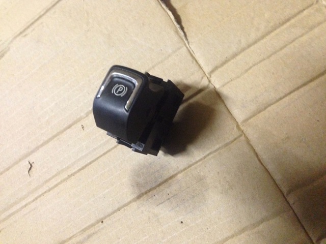 Przycisk elektromechanicznego hamulca postojowego (ręcznego) Opel 20843230 cena, od 61,25 USD