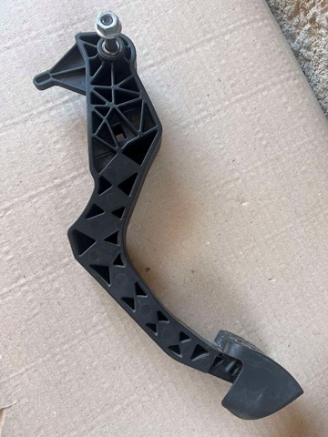 Pedał sprzęgła Volkswagen Golf V hatchback (1K1) (2003 - 2010) cena, od 78,45 USD