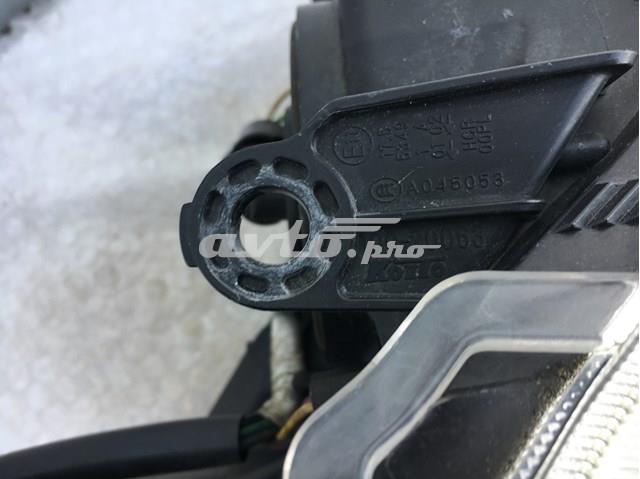 Do koszyka 84001AJ100 Subaru Reflektor prawy