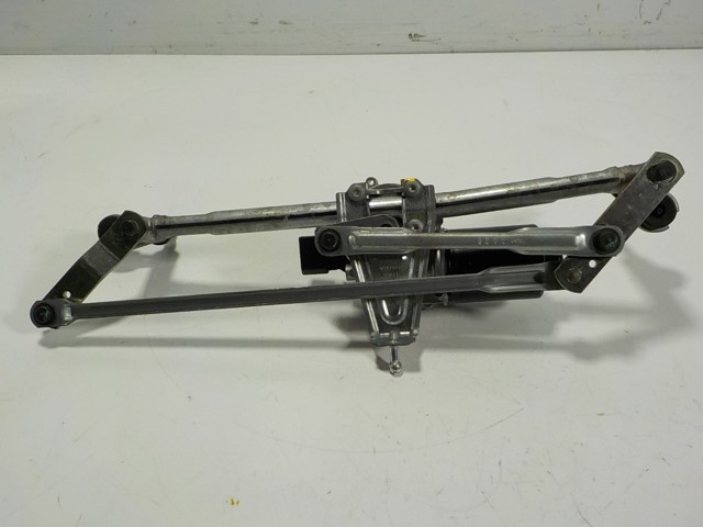 Do koszyka Mechanizm wycieraczek Seat Ibiza V KJ1, KJG