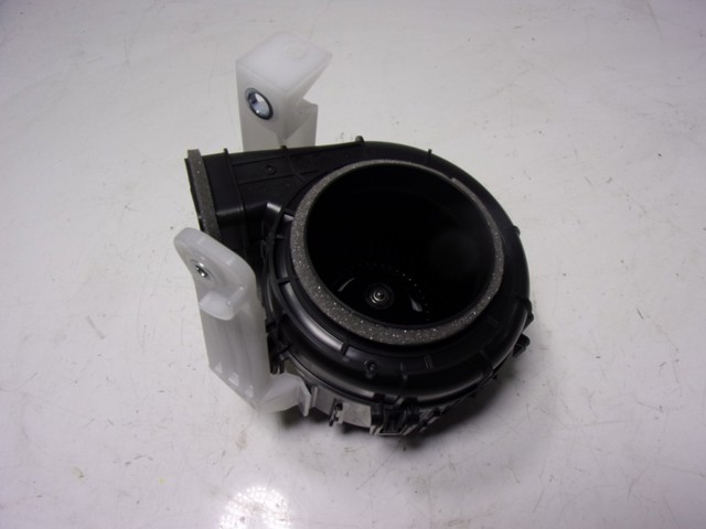 Wentylator chłodzący akumulator G923012020 Toyota