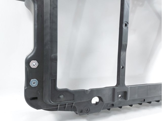 Ramka mocowania chłodnicy FPS FP4422200 cena, od 40,95 USD