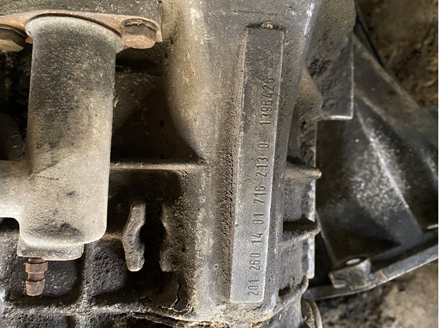 Do koszyka Mechaniczna skrzynia biegów w komplecie Mercedes C 190 W201
