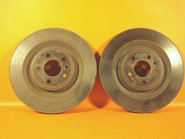 Tarcza hamulcowa tylna 4H0615601K VAG