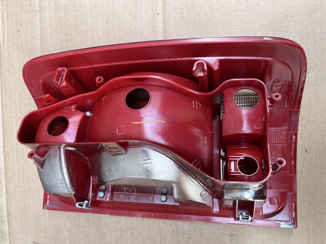 Lampa zespolona tylna lewa Depo/Loro/Abakus 44119F2LLDUE cena, od 136,55 USD