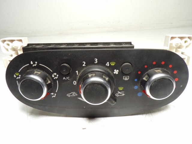 Sterownik trybów ogrzewania/klimatyzacji Renault LOGAN II